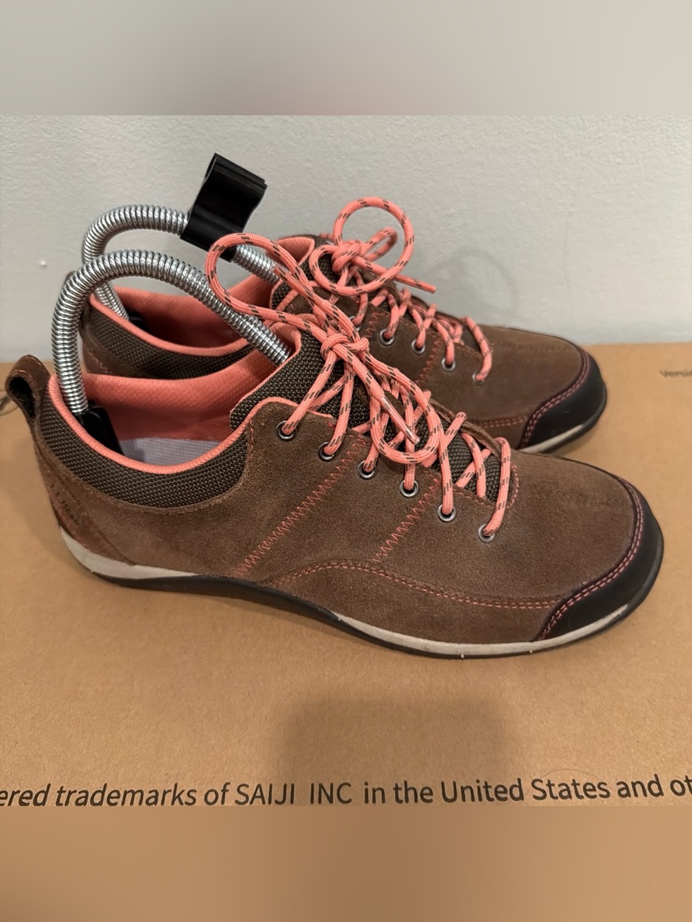 LL Bean Brown Suede Pink Lace Up Hiking Walking Shoes. Woman's Size 7M read - Picture 2 of 9
